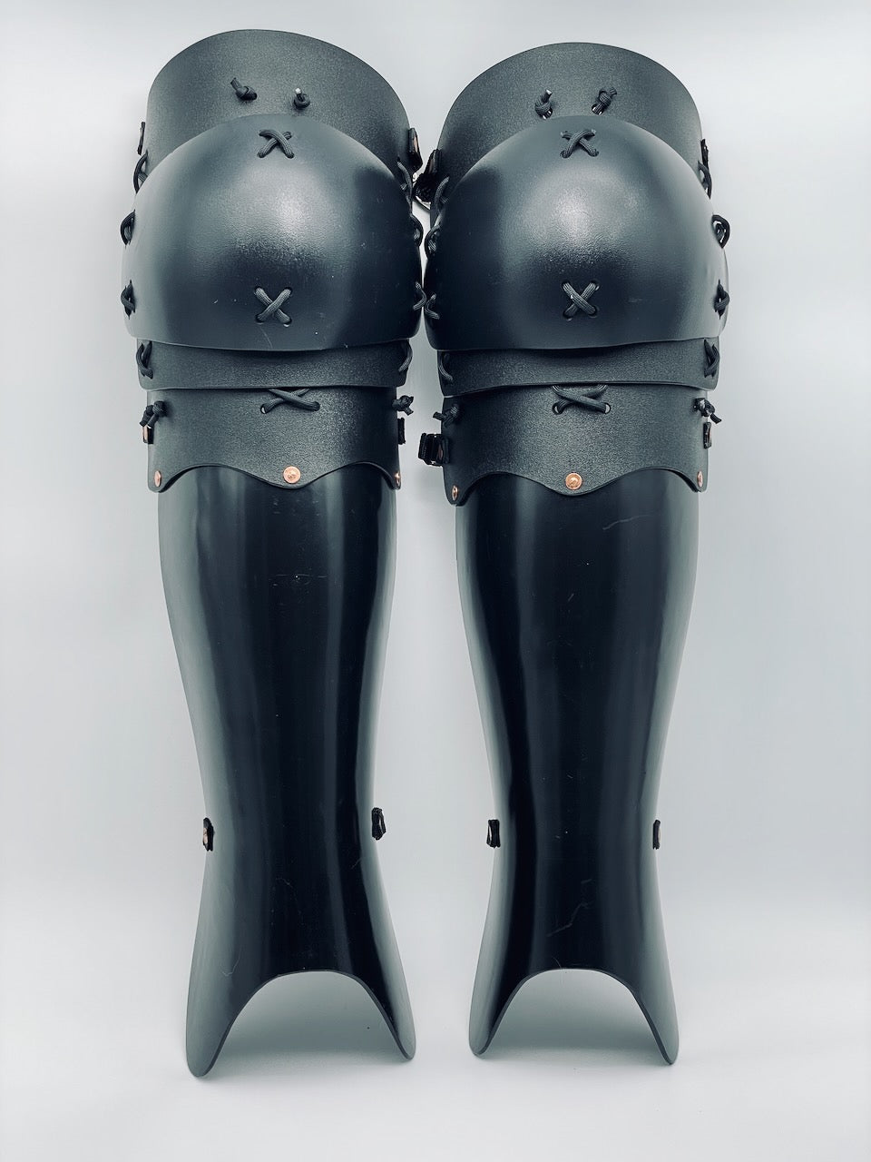 Deluxe Poleyn Greaves